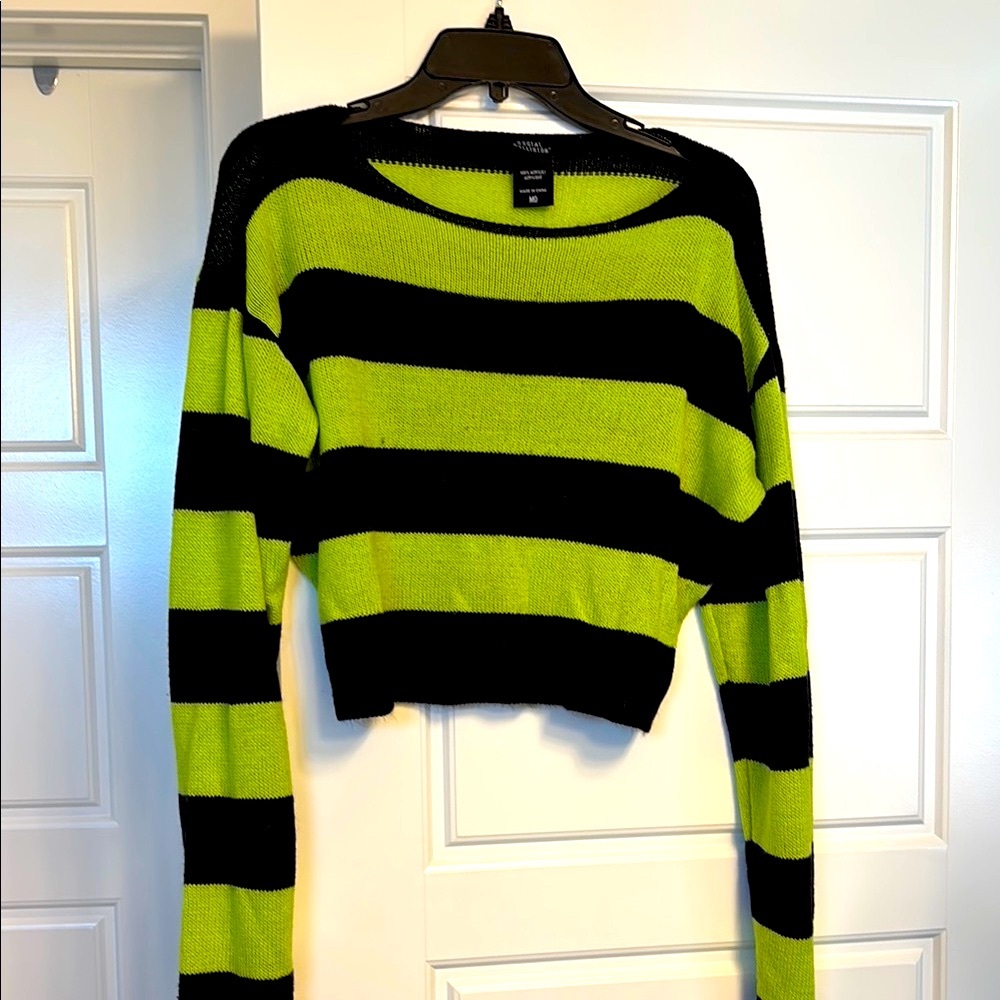 Hot Topic Social Collision Crop sweater